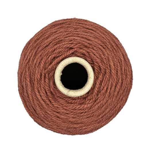 Rusty rose 100% rug wool on cone for tufting