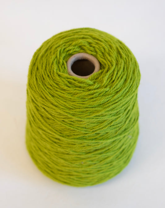 Vintage green 100% rug wool on cone for tufting