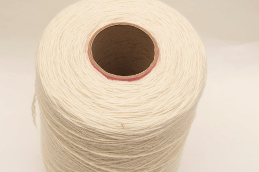 Natural White 100% rug wool on cone for tufting