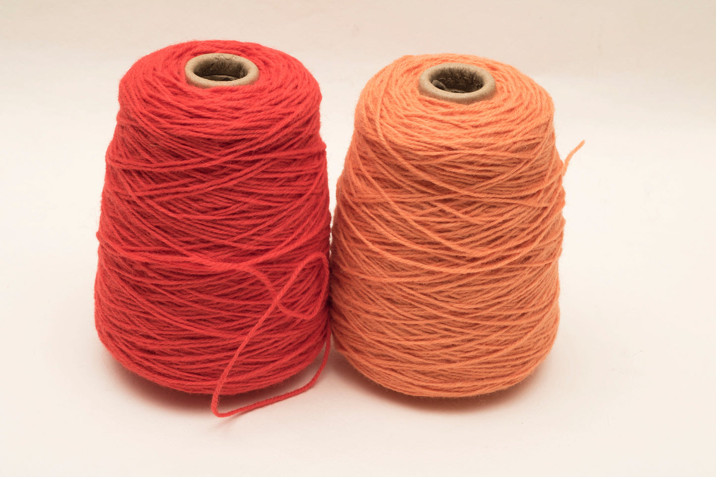 Bright Red  100%  rug wool on cone for tufting